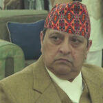 सिलिगुडीमा पूर्वराजा, काठमाडौंमा सत्ता अन्योल : के नेपाल फेरि ‘ब्याकडोर राजनीति’तर्फ धकेलिँदैछ?