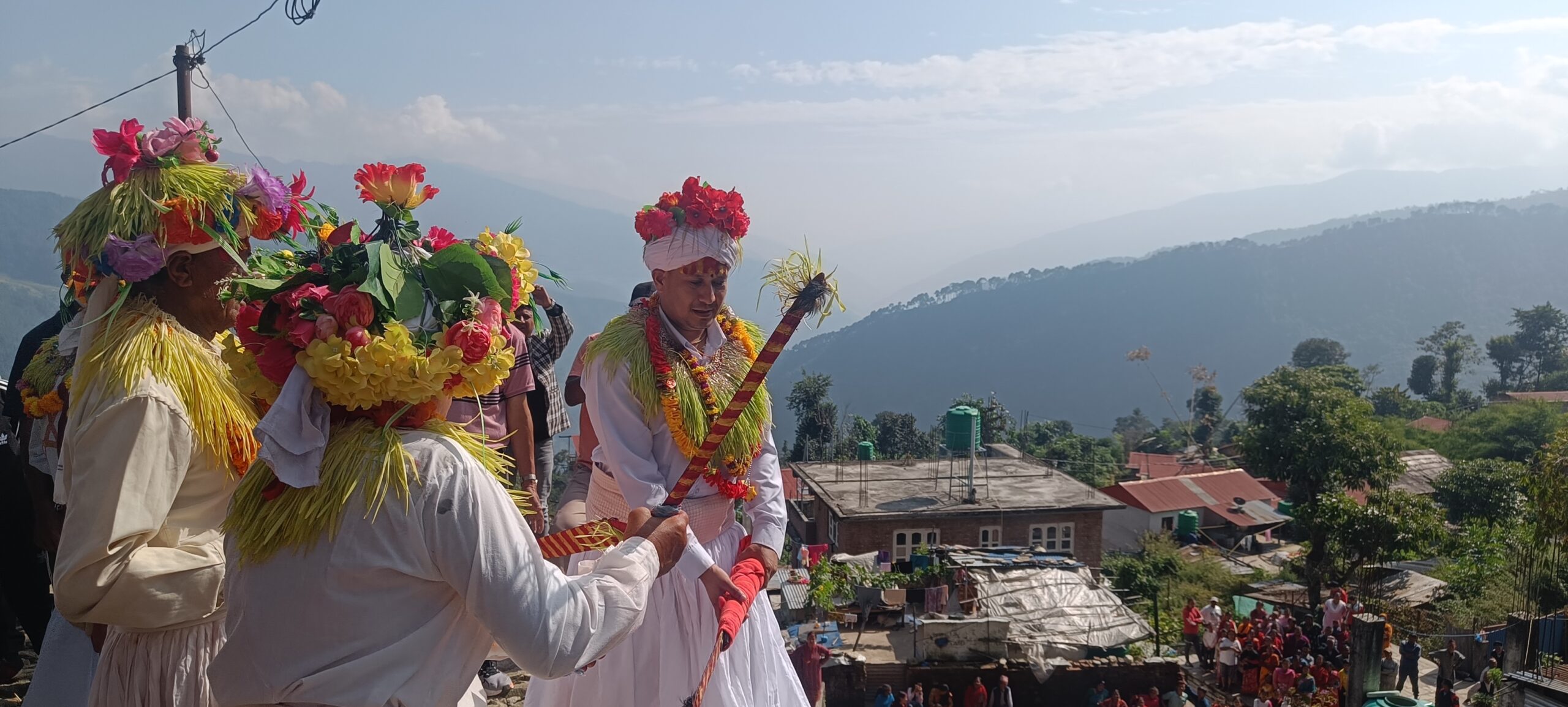 दोलखा सहरमा खड्गे जात्रा प्रर्दशन (तस्वीरसहित)