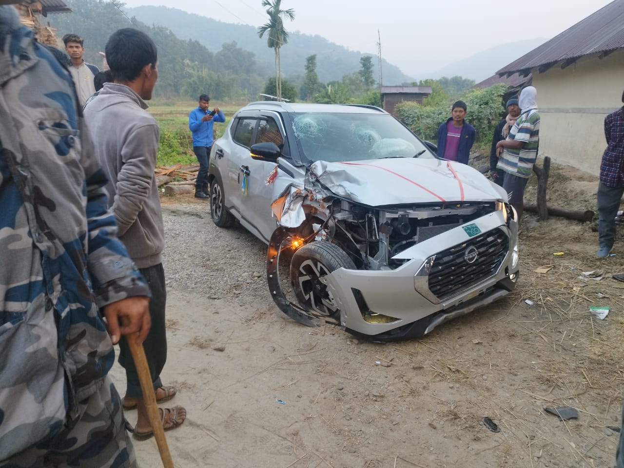 कारको ठक्करबाट एक जनाको मृत्यु, तीन घाइते