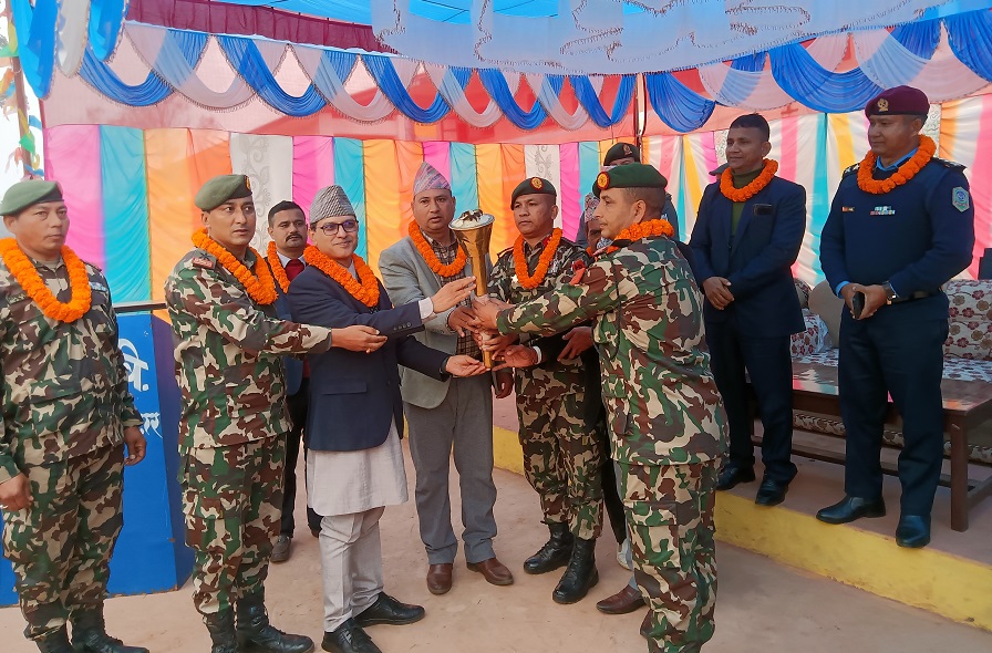 गोरखा-काठमाडौं एकीकरण पदयात्रामा स्थानीय सरकारद्वारा  भव्य स्वागत ( फोटो फिचर)