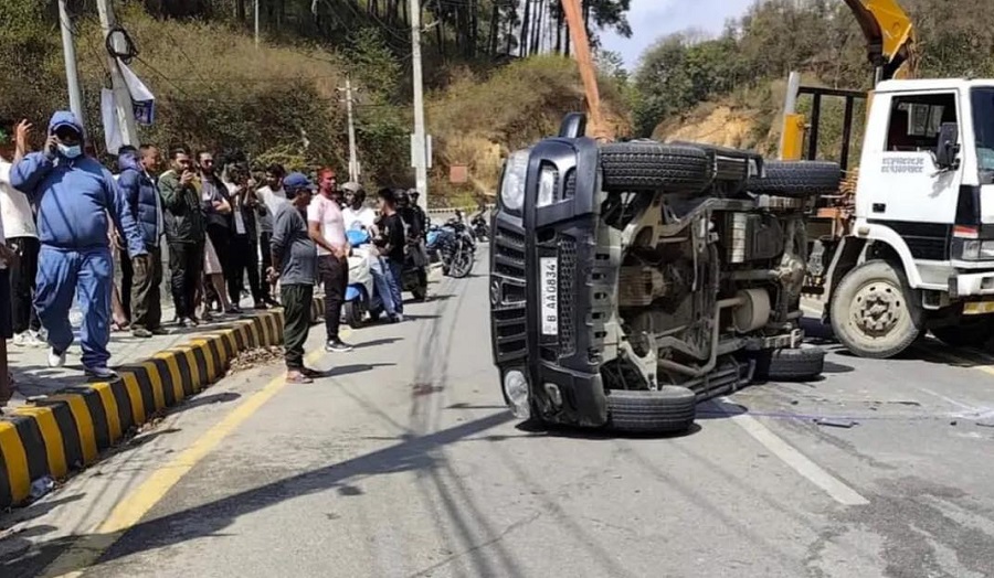 भक्तपुरमा स्कर्पियो दुर्घटना हुँदा आठ जना घाइते