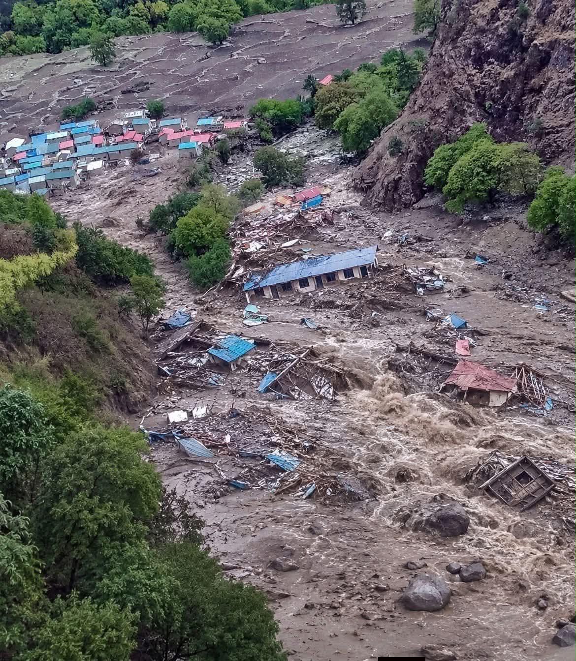 हुम्लाको नेप्का गाउँमा भीषण असिना–पानीसहितको बाढी, घर–गोठ र खेतीयोग्य जमिनमा ठूलो क्षति