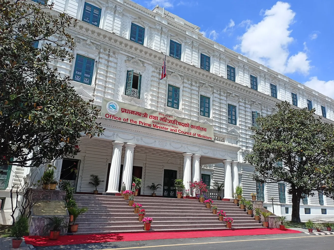 कामविहीन भएका सचिवको व्यवस्थापन असार ७ गतेभित्र